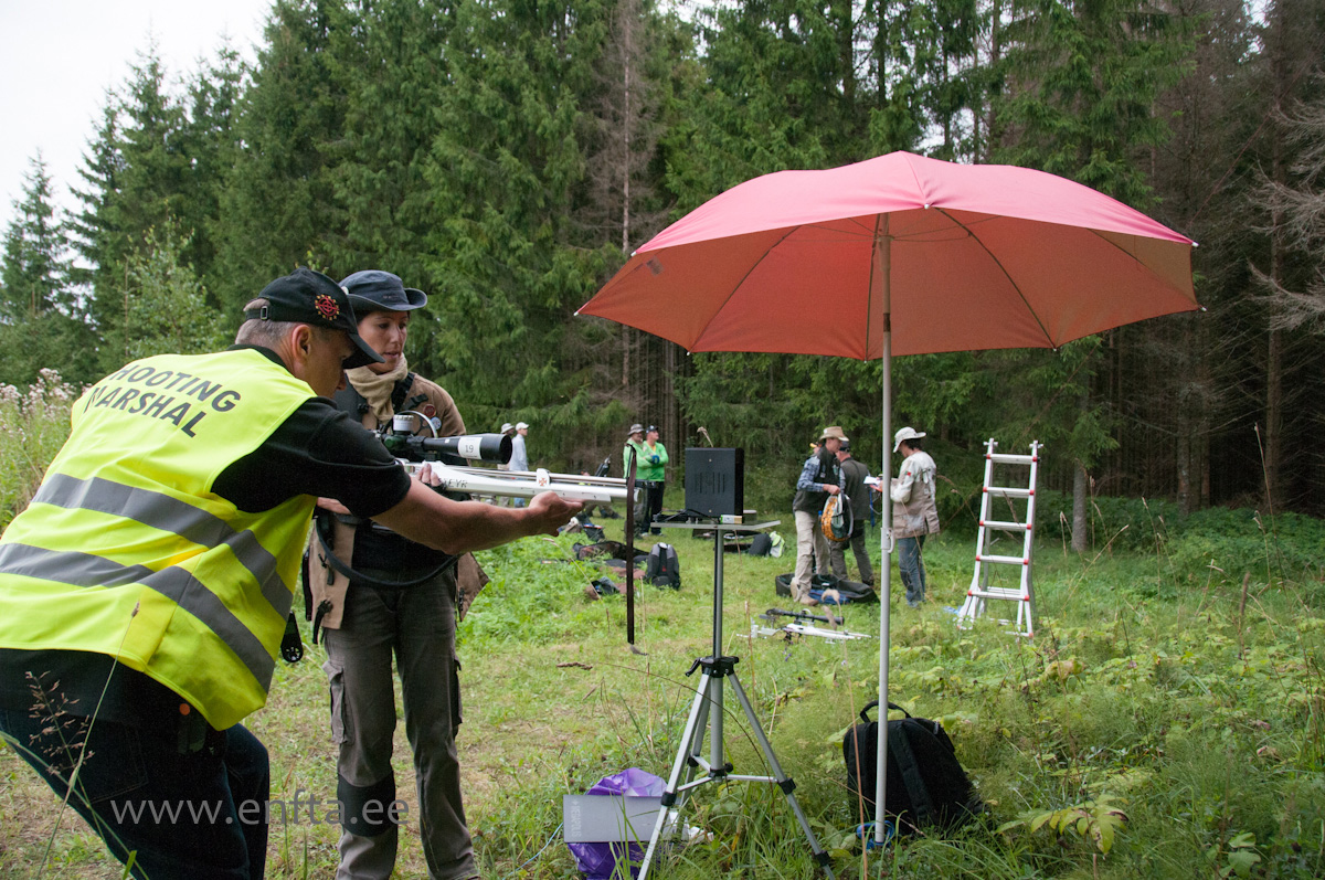 Marchall measuring muzzle velocity on the course.
